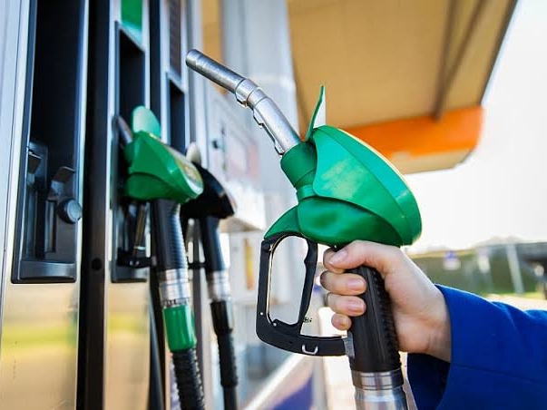 Građani u RS od polovine naredne sedmice neće plaćati akcize na gorivo