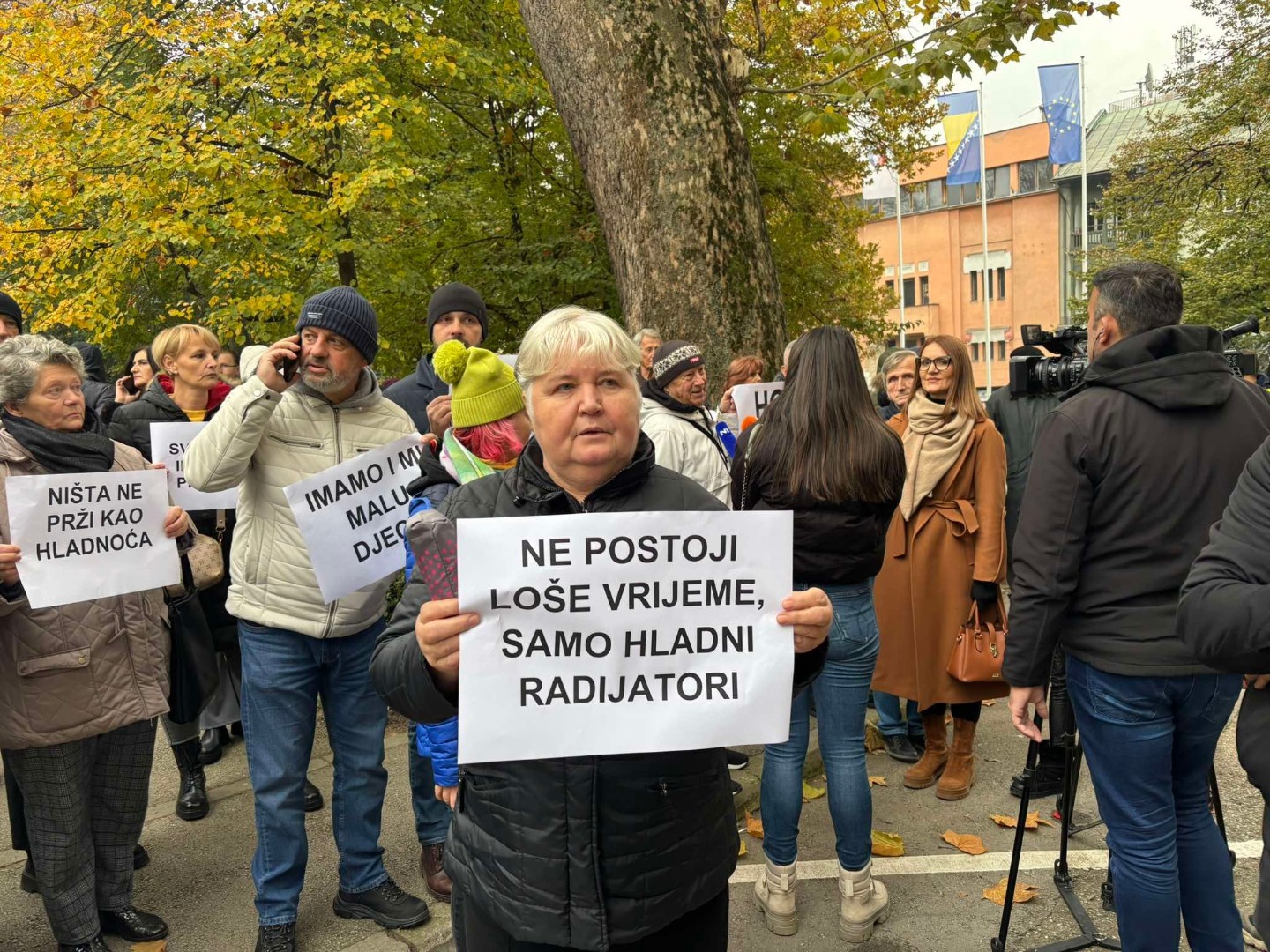 Građani Vogošće jedini u kantonu bez grijanja: Ne postoji loše vrijeme, samo hladni radijatori