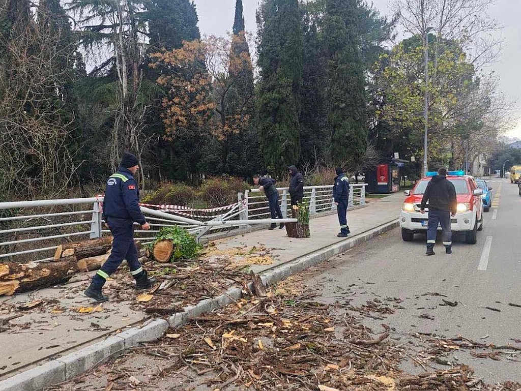 Građanima Podgorice stiglo upozorenje: Ne izlazite iz kuća do 15. januara!