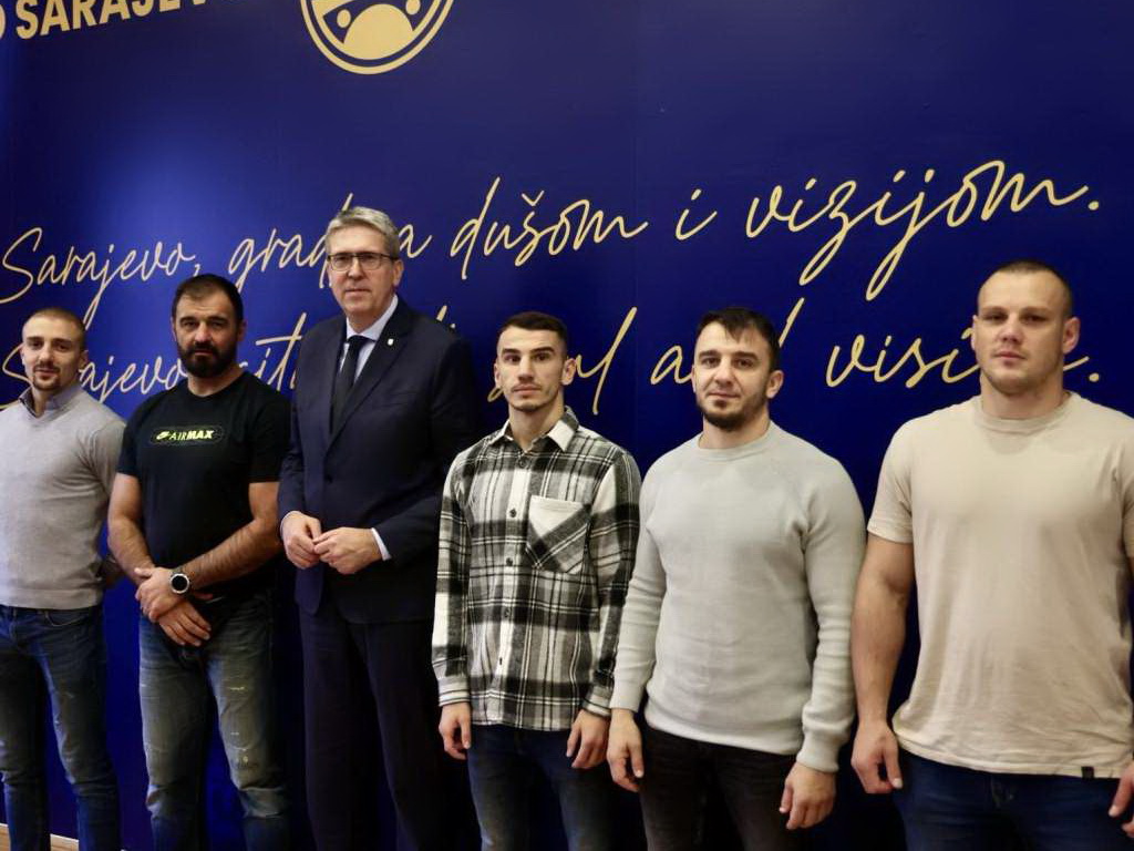 Gradonačelnik Sarajeva Samir Avdić primio u Vijećnici bh. reprezentativce u kickboxingu