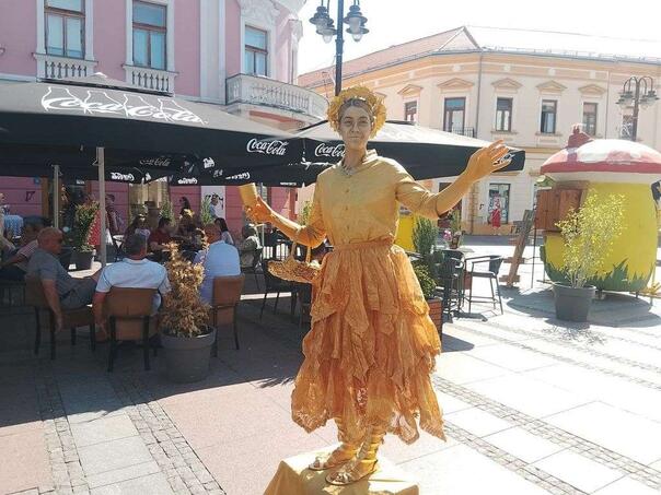 Gradski trg postao pozornica na otvorenom, počela manifestacija "Street Art Fest"