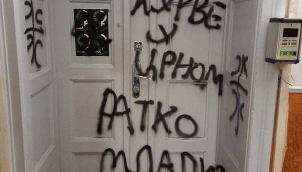 Grafiti podrške zločincu Ratku Mladiću u Beogradu