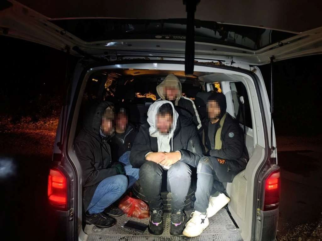 Graničnici BiH i Hrvatske uhaspili 35 migranata