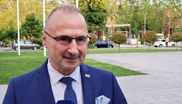 Grlić Radman uzvratio: Milanović je dvorska luda u svojoj nedosljednosti