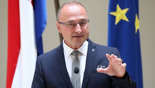 Grlić Radman zadovoljan statusom hrvatske manjine u Crnoj Gori