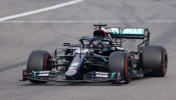 Hamilton pobjedom u Njemačkoj izjednačio rekord velikog Schumachera