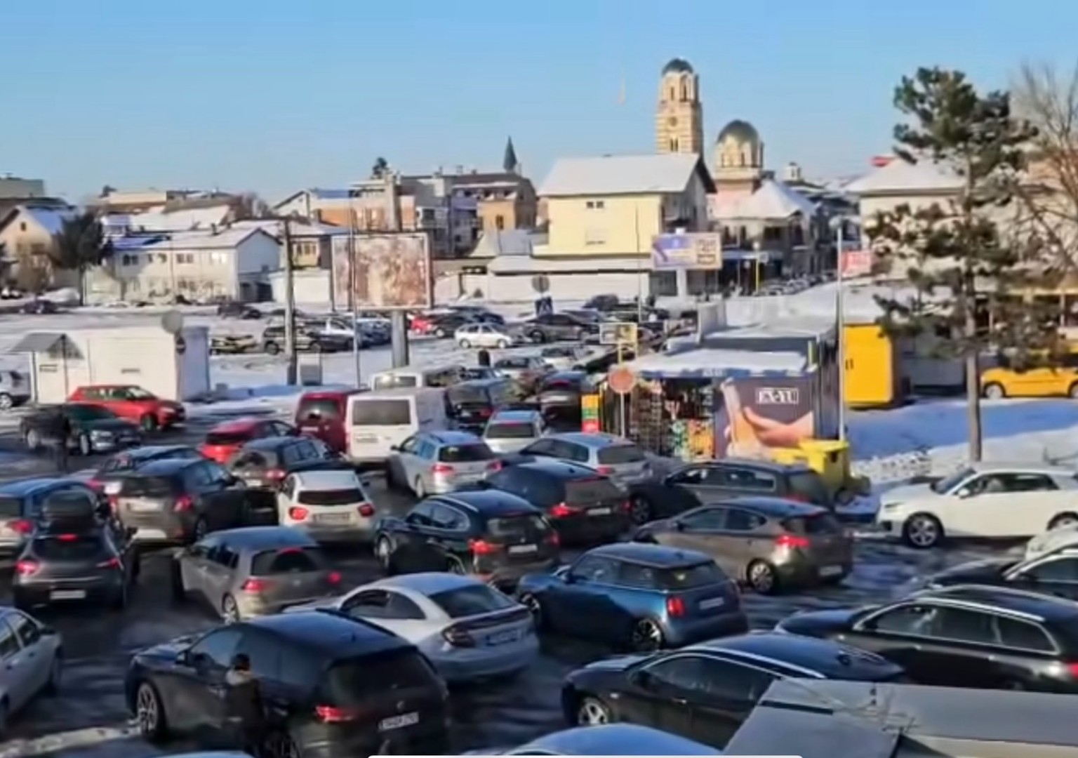 Haos na granici: Pogledajte snimak kolapsa iz Bosanske Gradiške