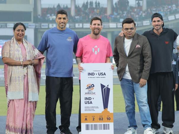 Haos u Kalkuti: Navijači čupali sjedišta, Messi završio turneju po Indiji