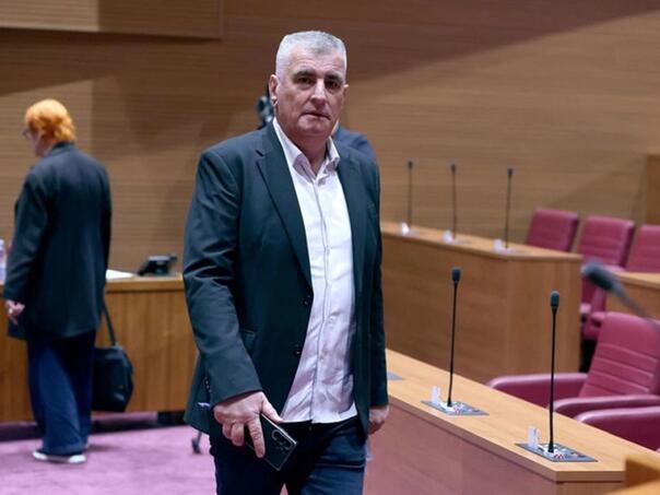 Haos u Saboru Hrvatske: Bulj izbačen iz sale zbog vrijeđanja Srba