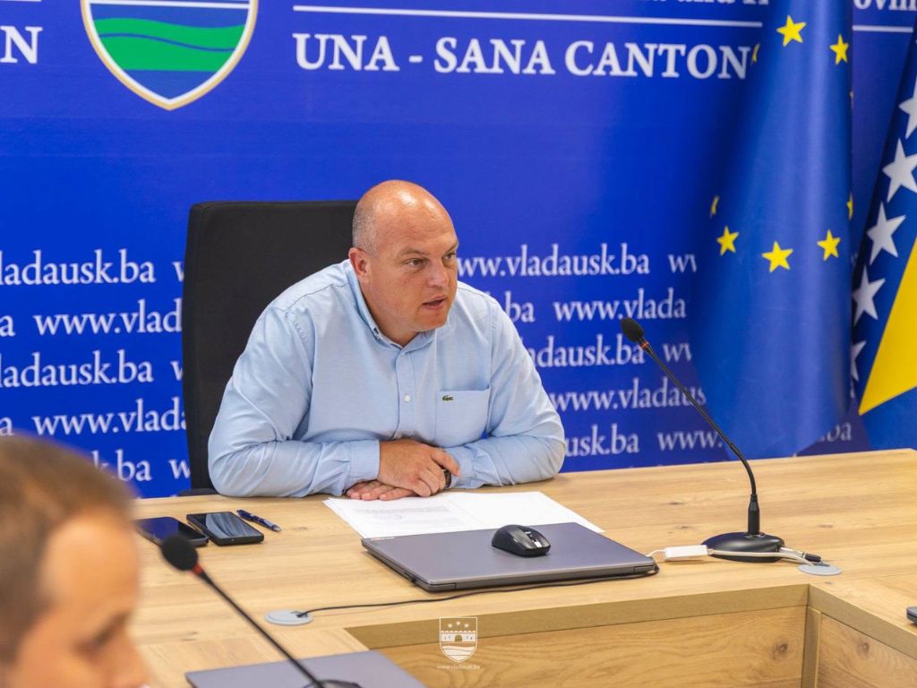 Haos u USK: Ružnić se privremeno vratio na mjesto premijera