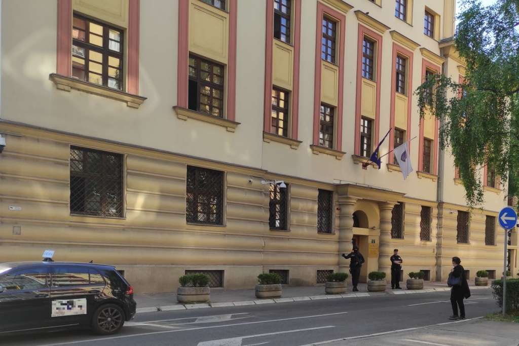 Hapšenje članova grupe Panteri: Predložen pritvor Džinoviću, Berhamoviću i Sultanoviću