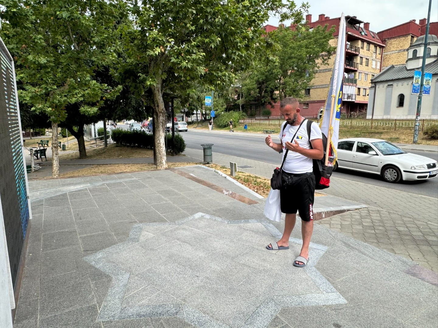 Haris Novalić pješači 456 kilometara od Mostara do Srebrenice