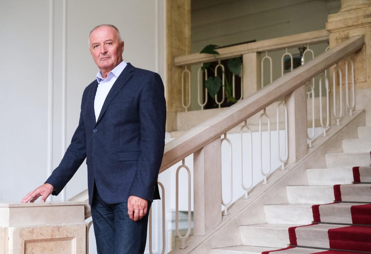 Helez: Dok se licitira kandidatima, država se gura u drugi plan