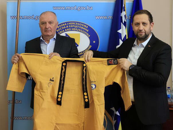 Helez i Šarić o jačanju sportskih kapaciteta u Oružanim snagama BiH