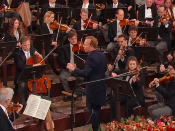 Historijski trenutak u Beču: Dirigent sišao među publiku