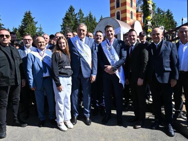 Nakon "tajnog" sastanka u bh. selu: Hoće li Slovenija ukinuti sankcije Dodiku?
