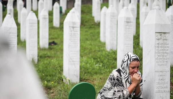 Holandija: Komisija određuje odštete porodicama ubijenih u Srebrenici