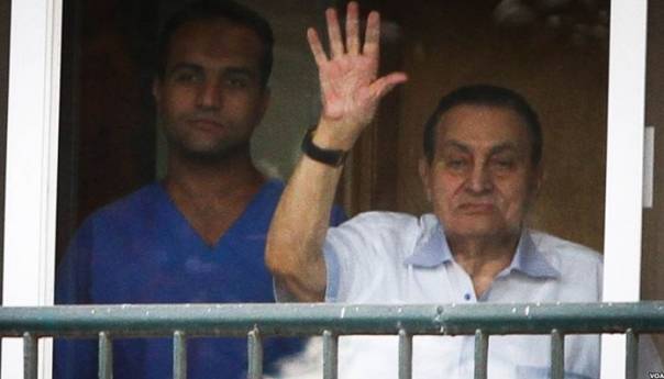 Hosni Mubarak podvrgnut operaciji