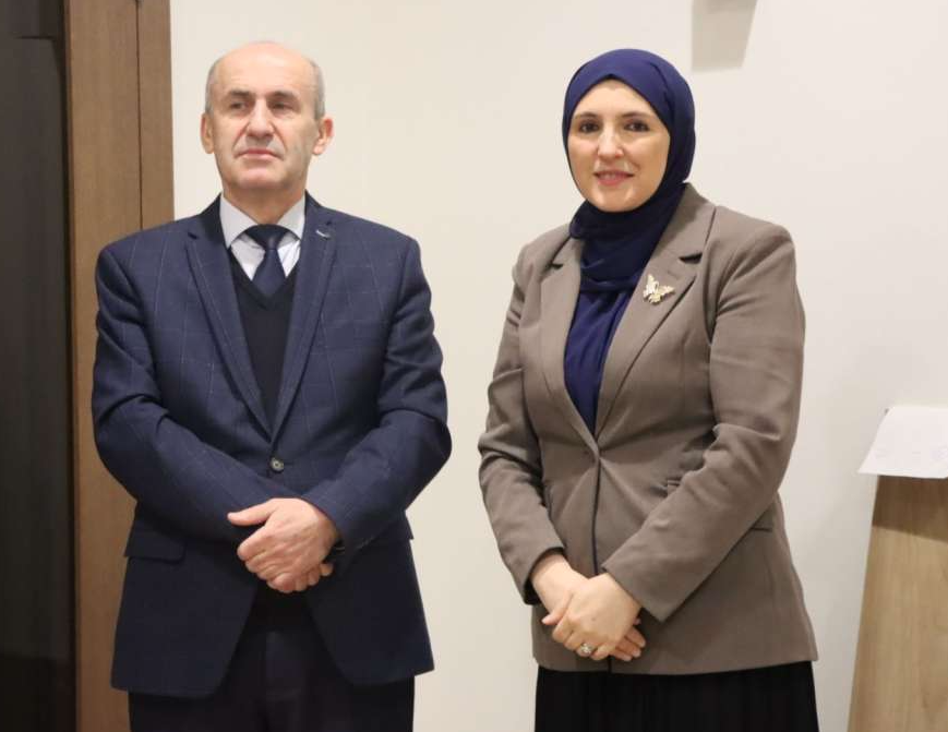 Hota-Muminović obišla radove na rekonstrukciji Gazi Husrev-begove medrese