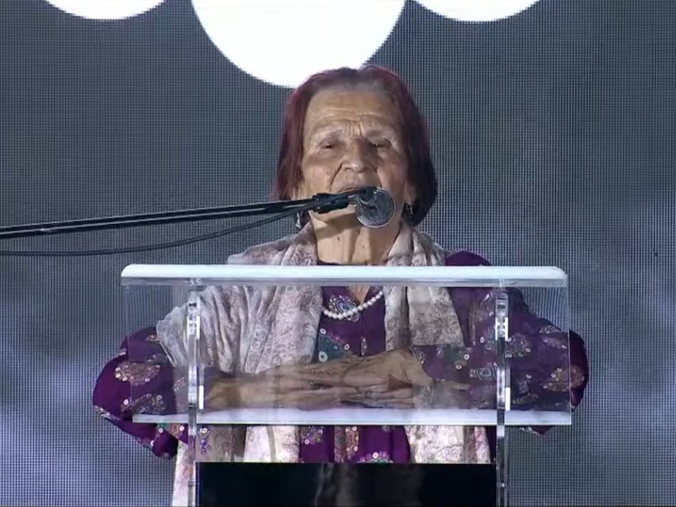 Hotić rasplakala prisutne: "Na tacni su nas servirali Mladićevim krvolocima"