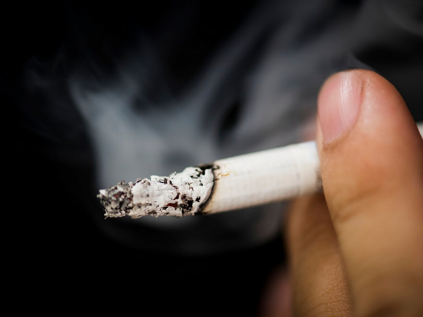 Hrvatska: Radnik se zapalio sipajući gorivo sa upaljenom cigaretom