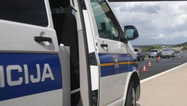 Hrvatska: Težak sudar kamiona i kombija, više osoba poginulo