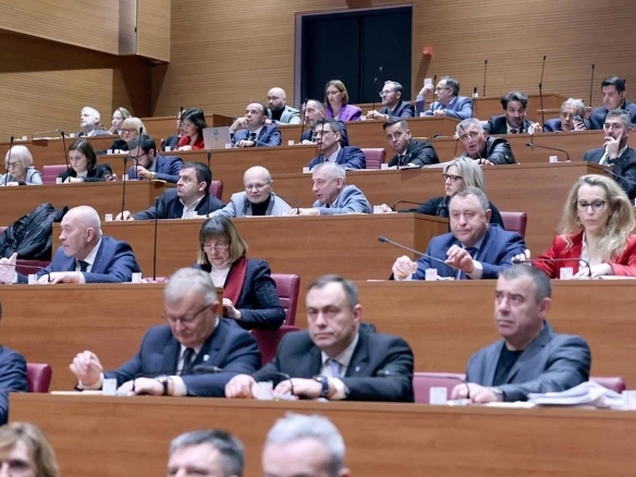 Hrvatski sabor odlučio: Nuklearni otpad ide na granicu s BiH