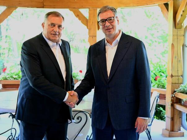 HSP: Pozivamo međunarodnu zajednicu da zaustavi suludi naum Vučića i Dodika