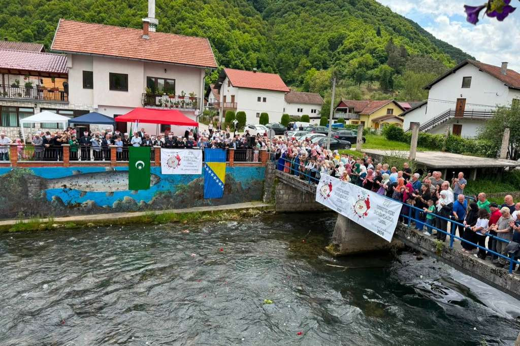 Hurtić u Jajcu: Kultura sjećanja i potraga za pravdom ostaju trajna obaveza