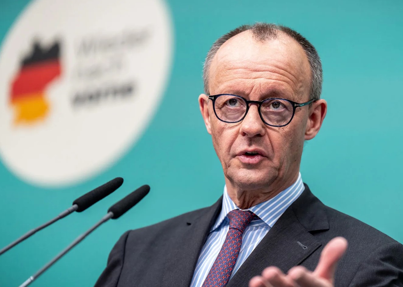 I Merz podržao zabranu društvenih mreža: Djeca zaostaju