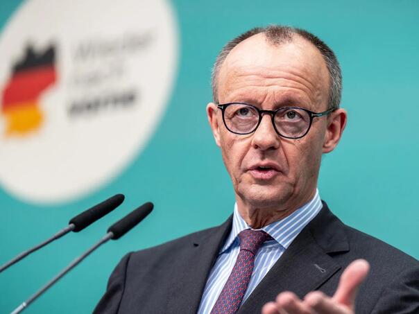 I Merz podržao zabranu društvenih mreža: Djeca zaostaju