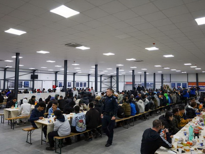 Iftar u kampu Lipa okupio institucije i humanitarne organizacije koje pomažu migrantima