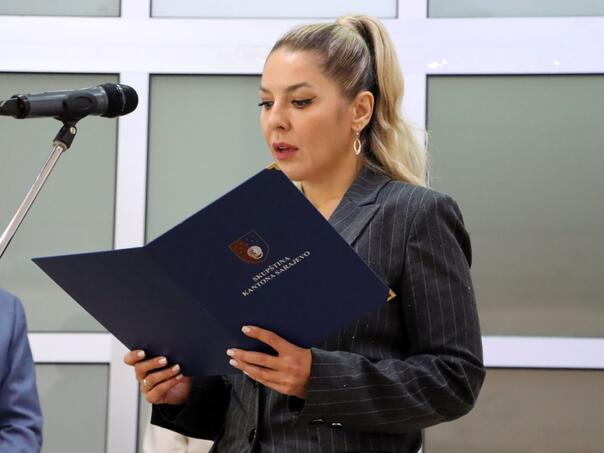 Imenovana nova ministrica visokog obrazovanja KS, Mesihović preuzela mandat zastupnice
