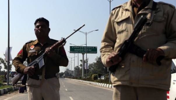 Indija i Pakistan dogovorili prekid vatre u Kašmiru