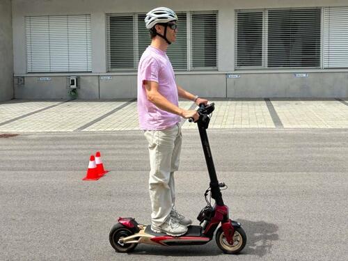 Inteligentni kočioni sistem mogao bi učiniti e-romobile sigurnijim