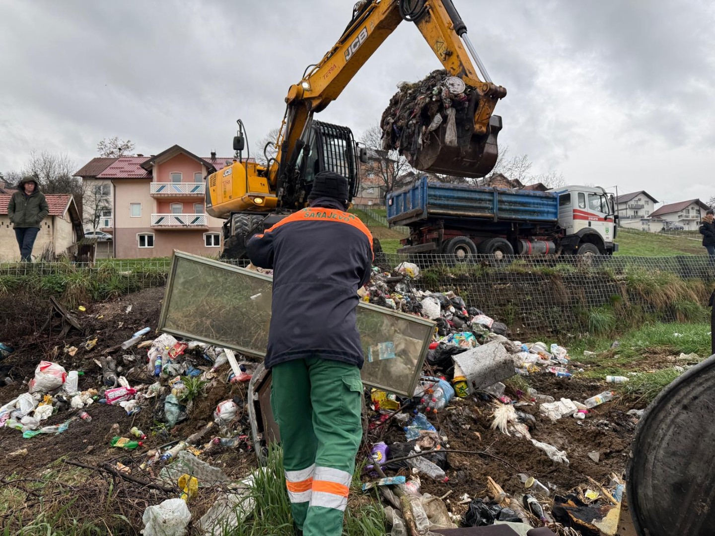 Veliko čišćenje nelegalnih deponija na području Ilidže