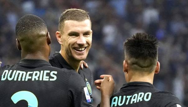 Inter deklasirao Bolognu, Džeko postigao dva gola