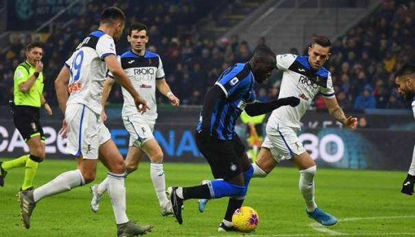 Inter vodio u derbiju protiv Atalante, Handanović u zadnjim minutama spašavao bod