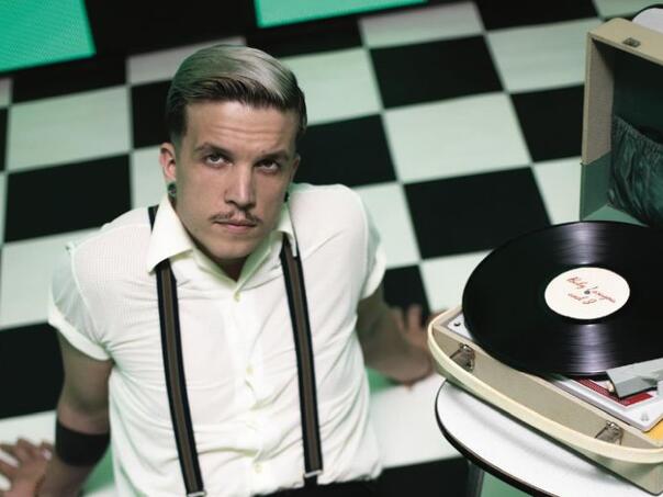 Internetom se širi lažna vijest o Baby Lasagni