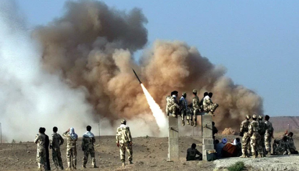 Iran balističkim raketama napao američke baze u Iraku