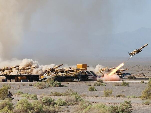 Iran izveo napade na američke položaje i radarske lokacije u Emiratima