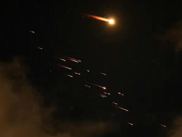 Iran lansirao balističke rakete prema Izraelu
