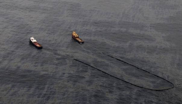 Iran očistio naftnu mrlju u regiji Perzijskog zaliva