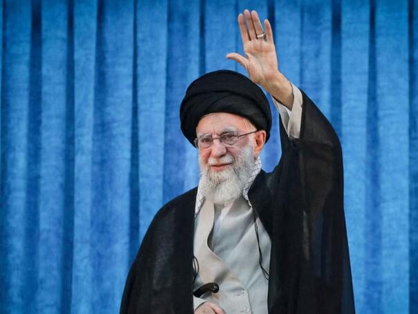 Iran planira sahranu Ali Hamneija