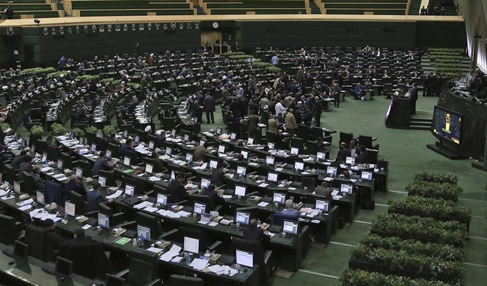 Iran prekinuo rad parlamenta zbog koronavirusa