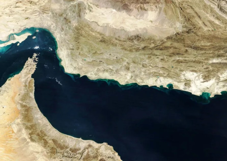 Iran pristao na prolaz humanitarnih brodova kroz Hormuz?