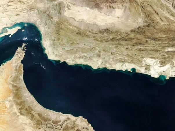Iran pristao na prolaz humanitarnih brodova kroz Hormuz?