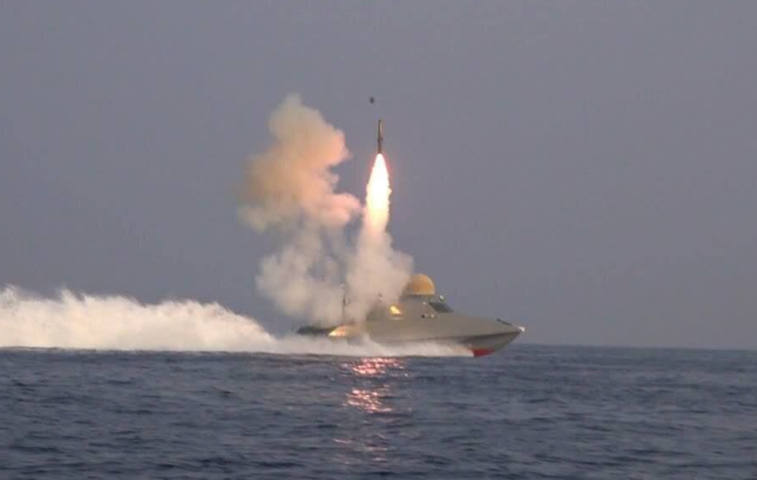 Iranske vojne vježbe: Ispaljene balističke i krstareće rakete