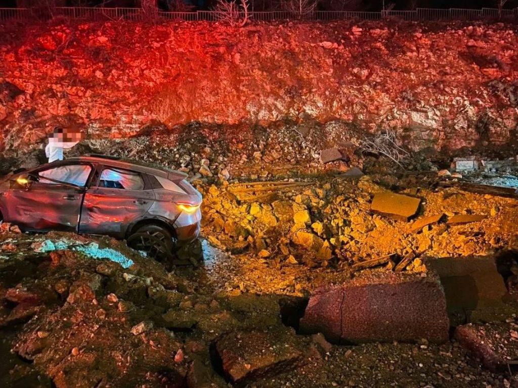 Iranski napad na Izrael: Balistički projektil pogodio Jeruzalem