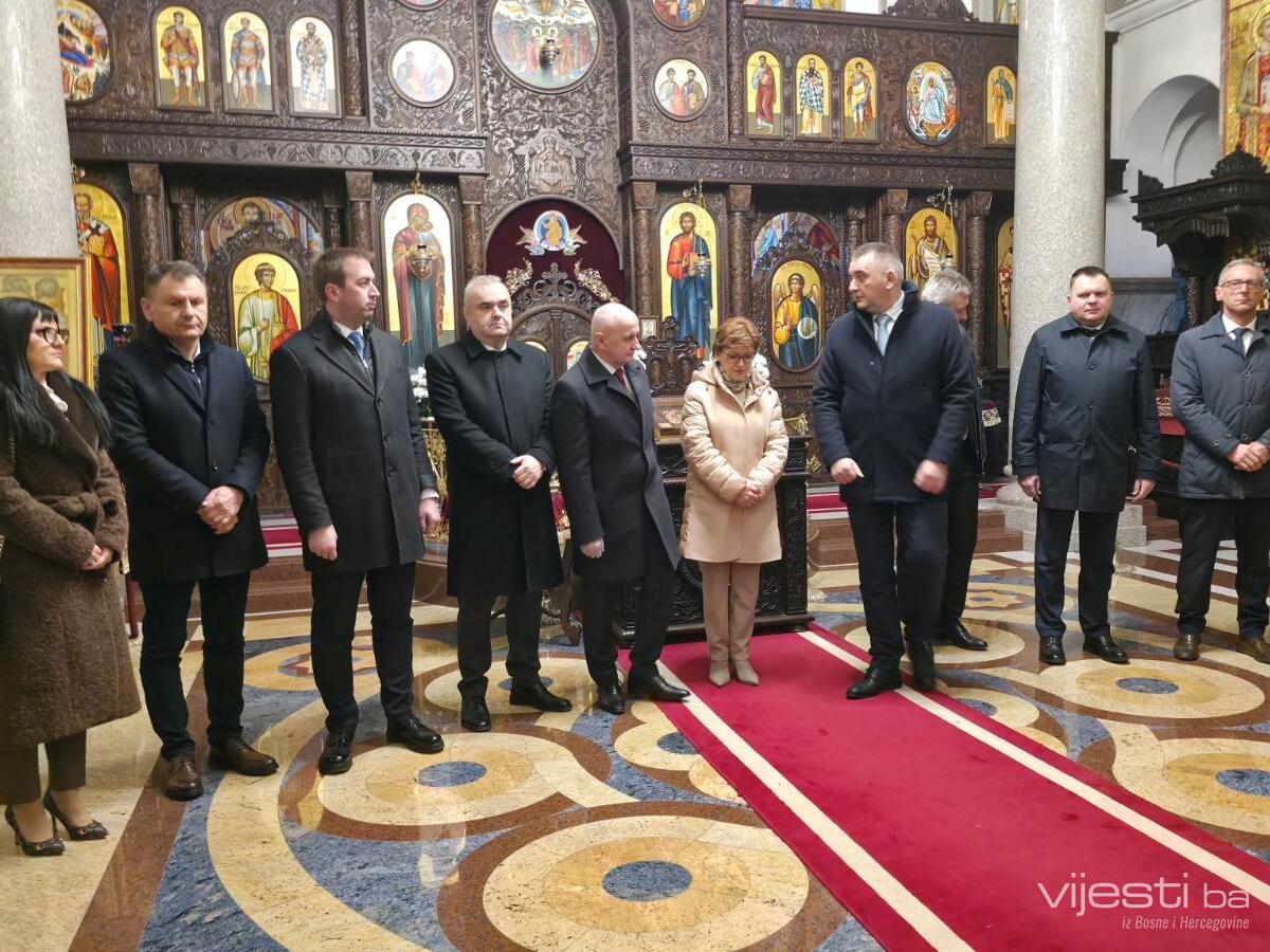 Irena Ignjatović "formalno Bošnjakinja" da bi Vlada RS bila "ustavna"